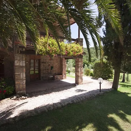 Tenuta Aronne Farm stay