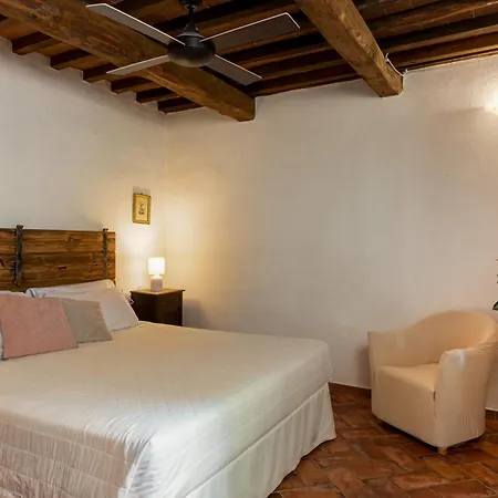 Farm stay Tenuta Aronne