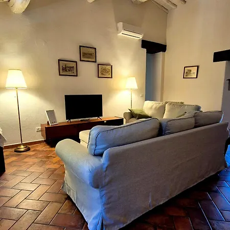 Tenuta Aronne Farm stay *